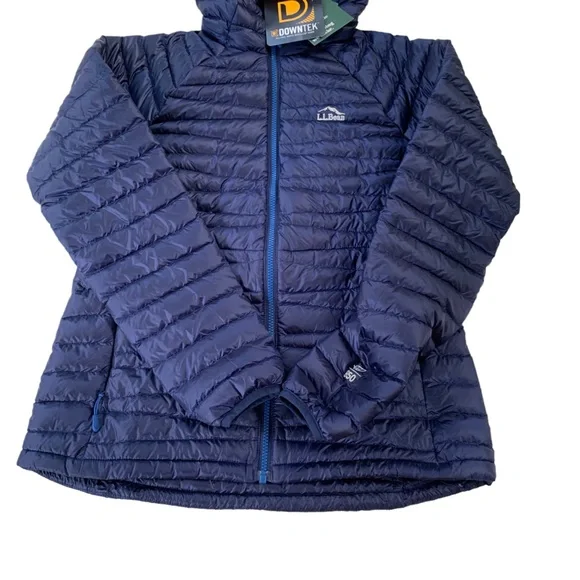 L.L. Bean Women's Ultralight 850 Down Packable Hooded Jacket Navy Size S NWT - Picture 9 of 16